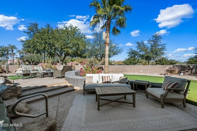 Building Photo - 15996 W Mesquite Ct