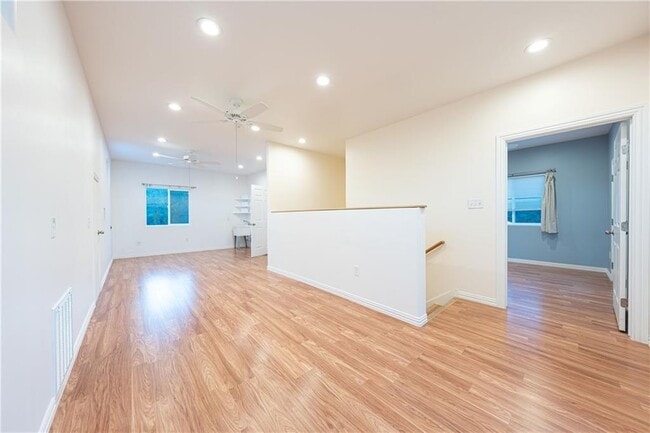 Building Photo - 3210 R O Dr