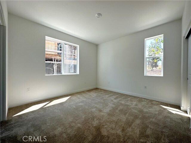 Building Photo - 322 Tank