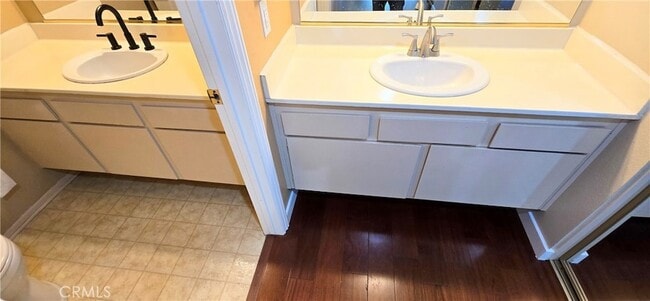 Building Photo - 1400 Post Rd