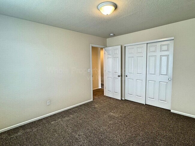 Building Photo - 21939 E Stanford Cir