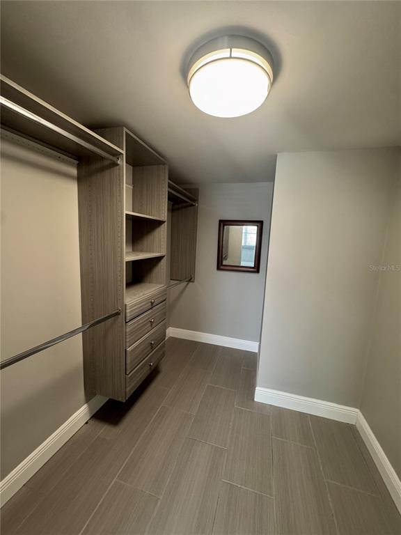 Building Photo - 12500 Capri Cir N