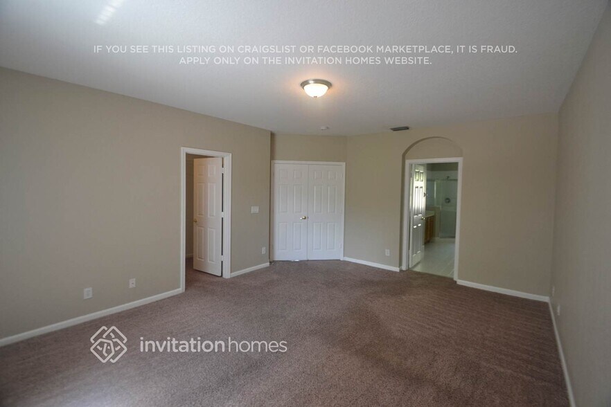 Building Photo - 972 NW 127th Ave