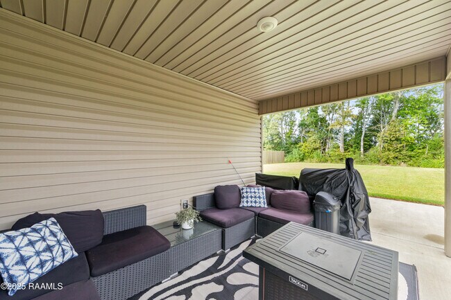 Building Photo - 205 Cane Run Ct