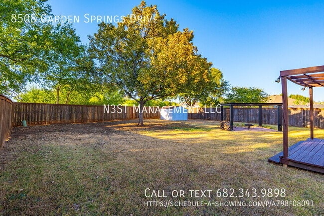 Building Photo - 8508 Garden Springs Dr