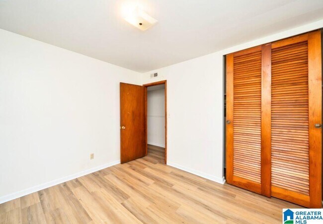 Building Photo - 1321 Hatfield Ln