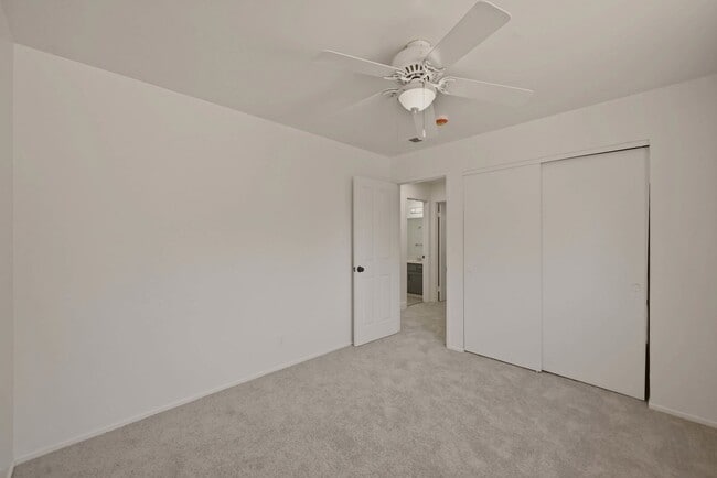 Building Photo - 25 Miwok Ct