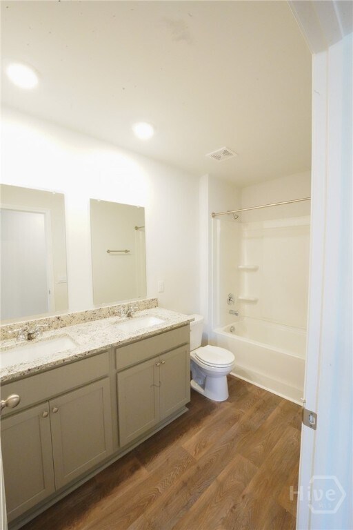 Building Photo - 467 Coconut Dr