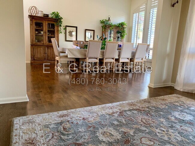 Building Photo - 8617 E Larkspur Dr