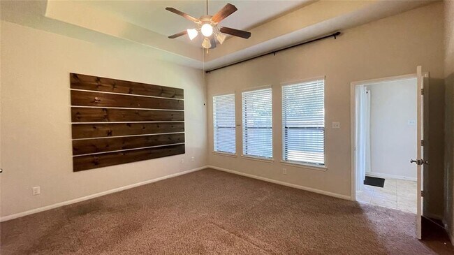Building Photo - 12430 Tyler Springs Ln