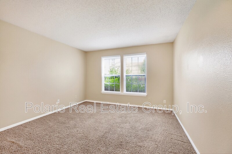 Building Photo - 12830 Freedom Dr