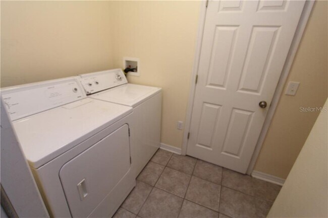 Building Photo - 14120 Econ Woods Ln