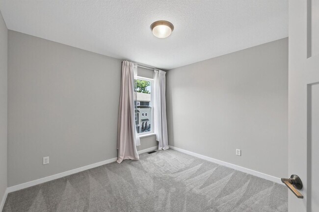 Building Photo - 1546 Timberwood Ln
