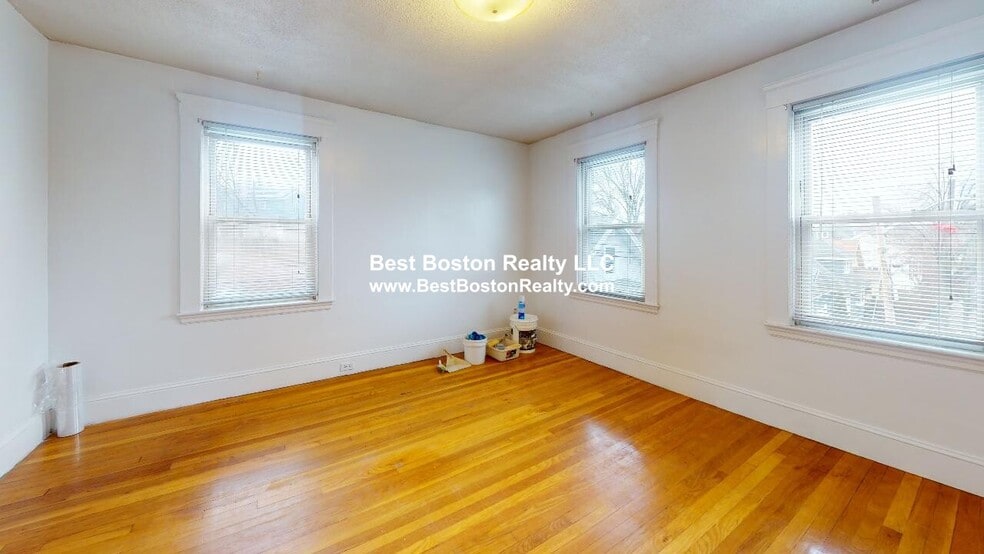 Building Photo - 14 Lincoln Ct