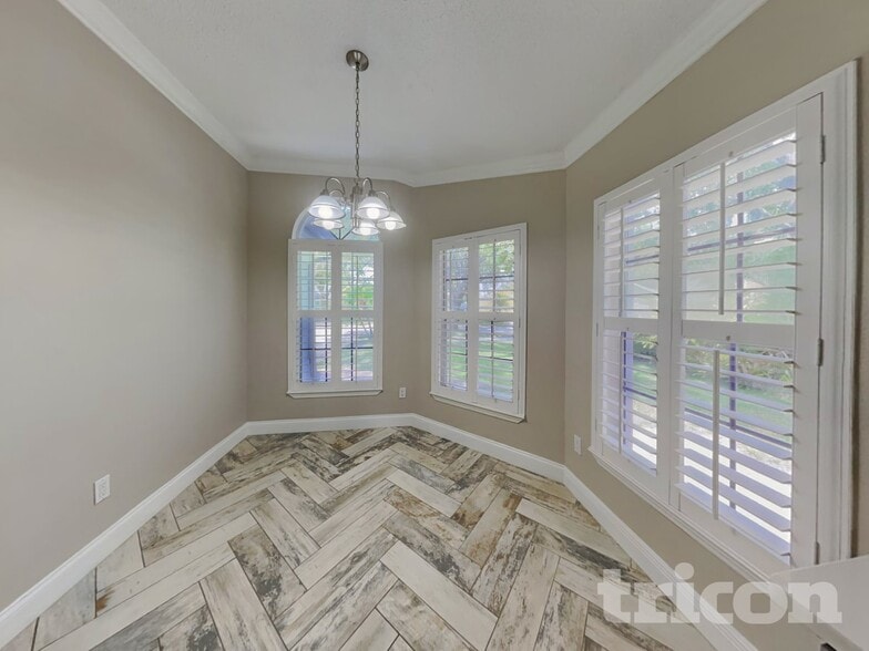 Building Photo - 10630 Satinwood Cir