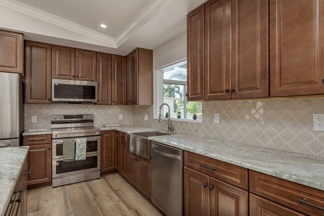 Building Photo - 4246 Marine Pkwy