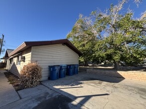 Building Photo - 5813 Iris Ave