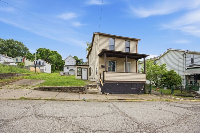 Building Photo - 2906 Chester St