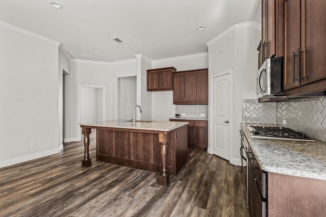 Building Photo - 705 Boardwalk Way