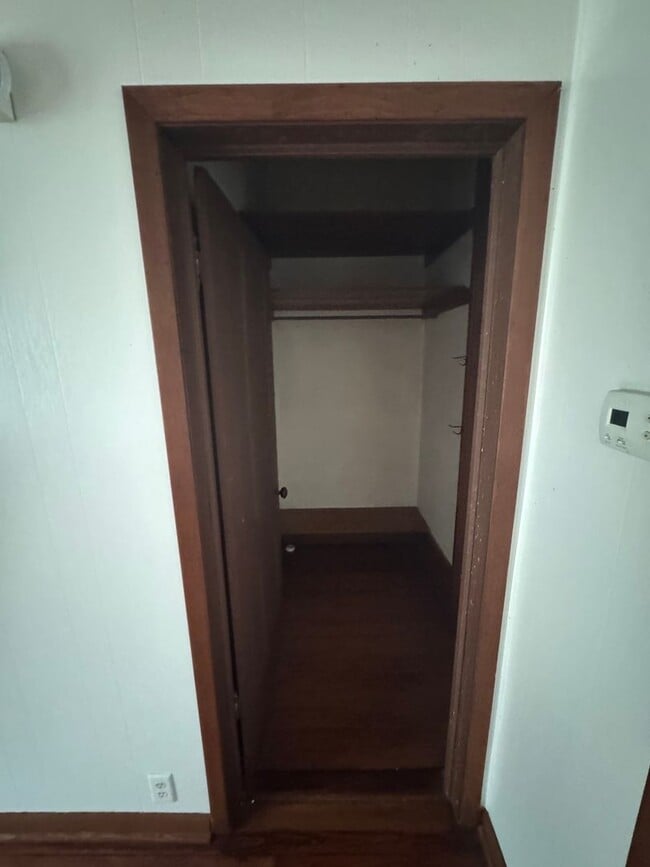 Building Photo - 1830 Superior Ave - Duplex