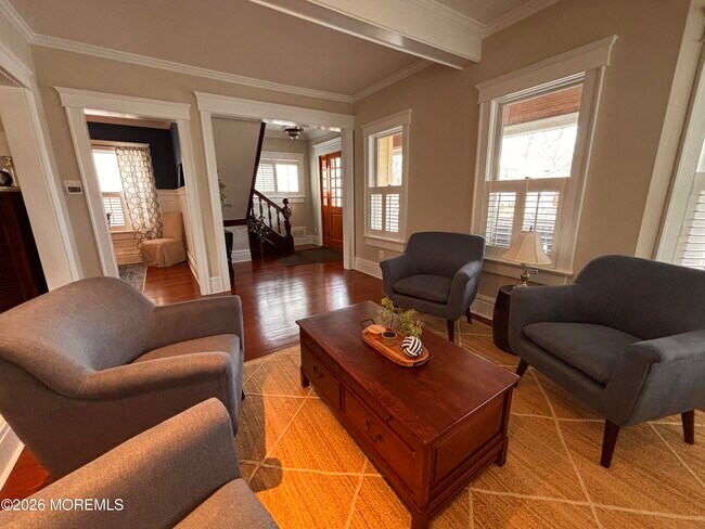 Building Photo - 333 Woodland Ave