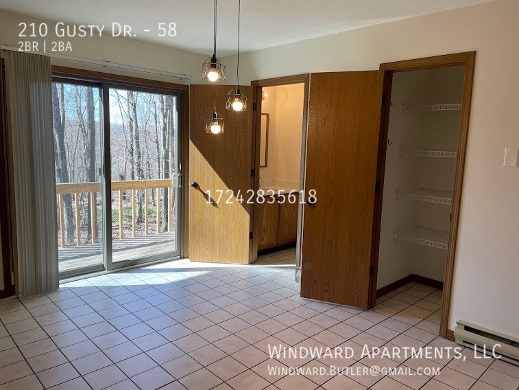 Building Photo - 210 Gusty Dr