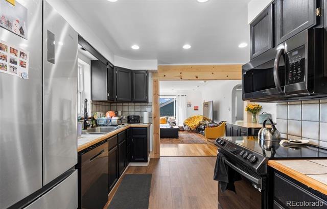 Building Photo - 111 S Perry St