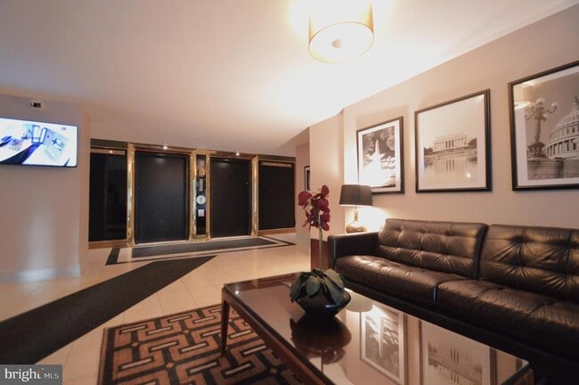 Building Photo - 1245 13th St NW