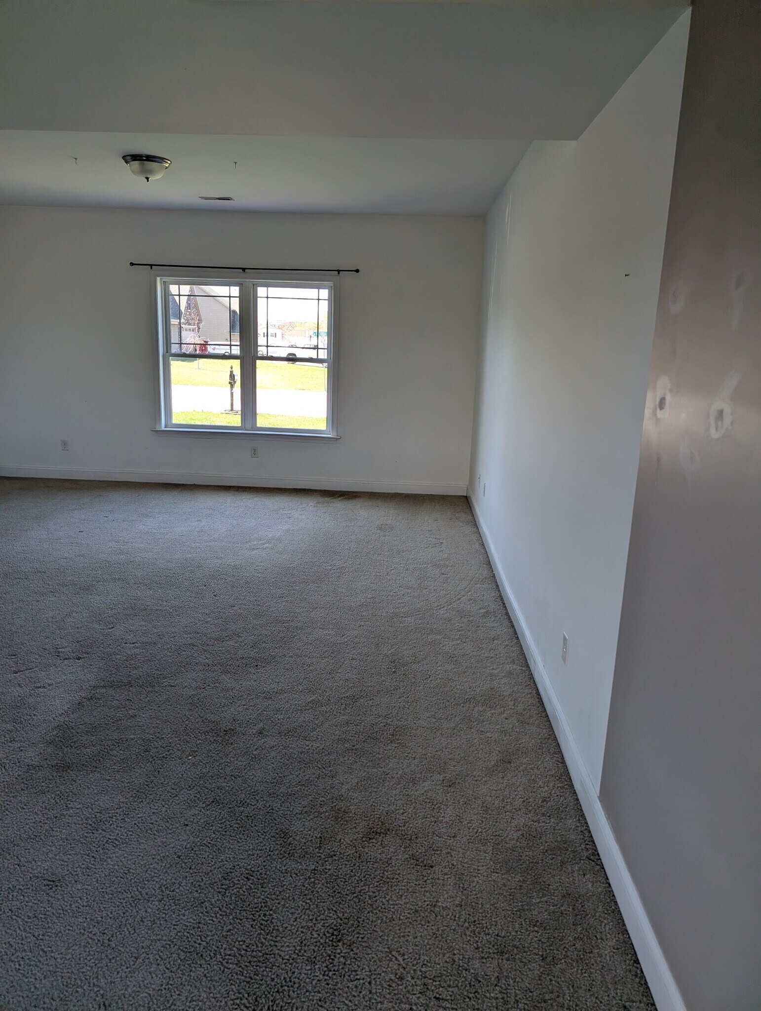 Building Photo - 17 Victoria Ct