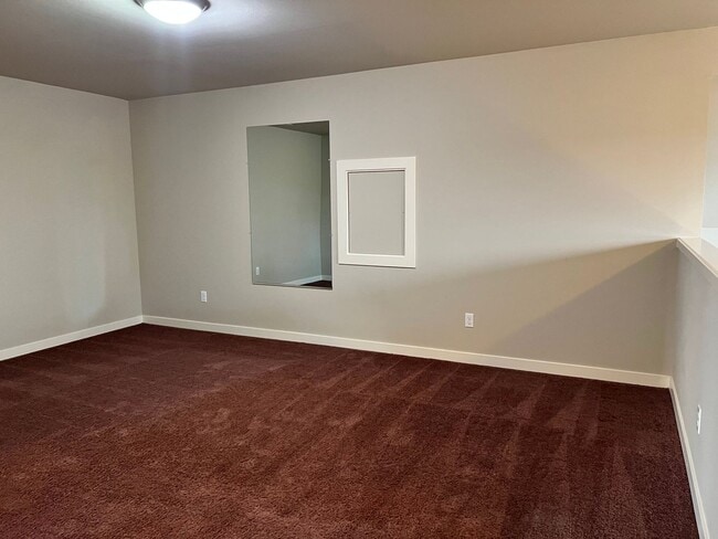 Building Photo - 3bed/2.5bath with Lofted Space at Harbor Crossing!