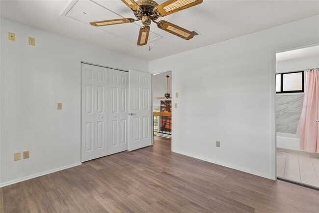 Building Photo - 5628 Linksman Pl