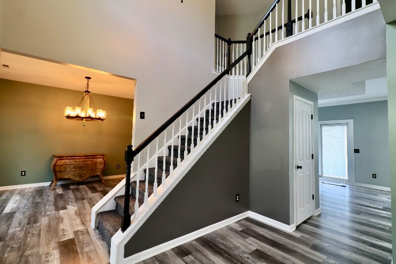 Building Photo - 12115 Flagstone Dr