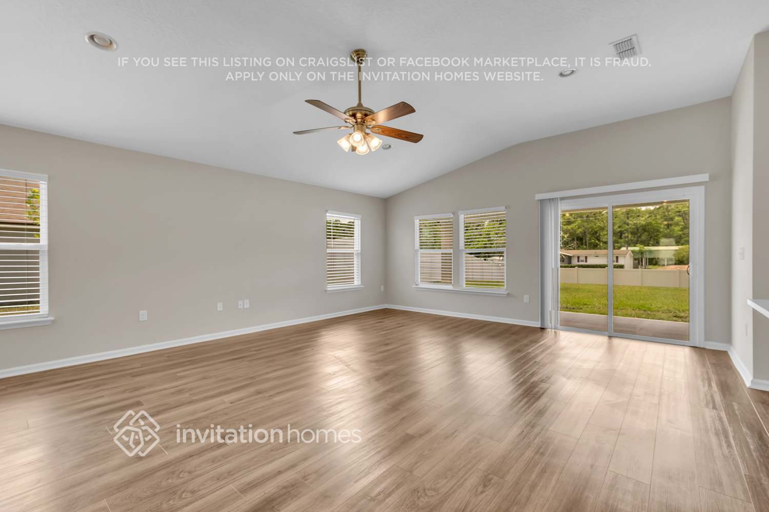 Building Photo - 378 S Hamilton Springs Rd