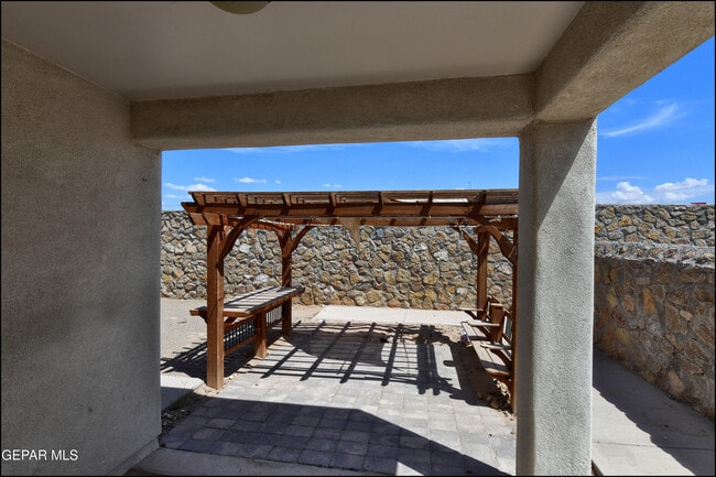 Building Photo - 12917 Nidd Ave