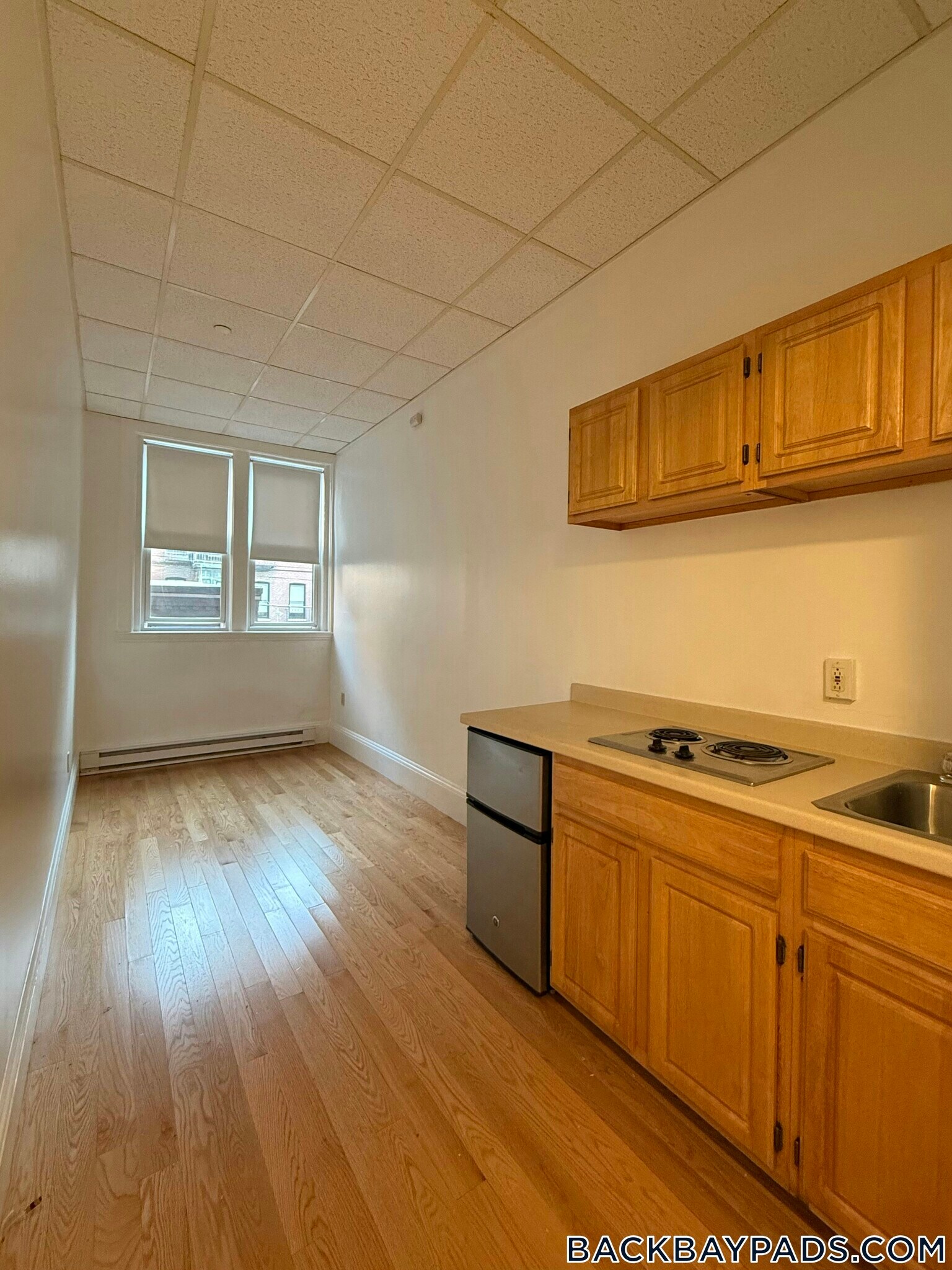 Building Photo - 405 Beacon St