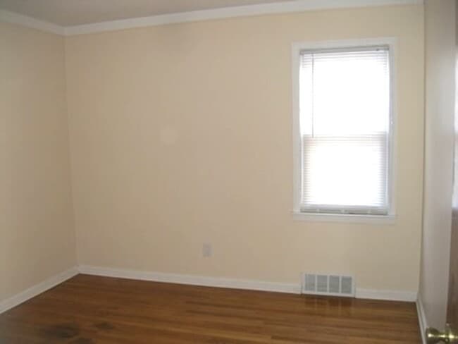 Building Photo - 21536 Panama St