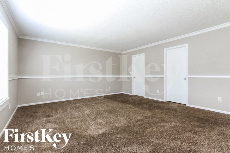 Building Photo - 1938 Bradford Trace Way