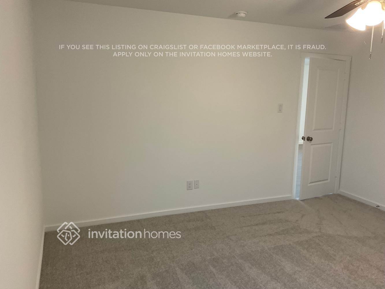 Building Photo - 935 Carrick Dr