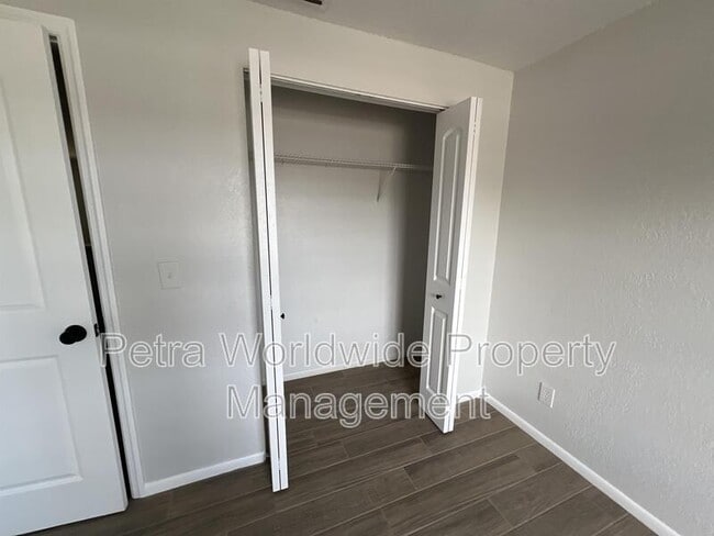 Building Photo - 2309 K-Ville Ave