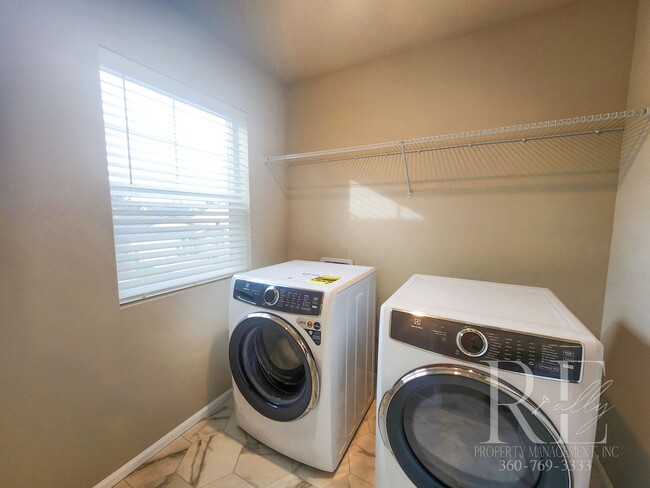 Building Photo - 1459 Baker Hts Lp