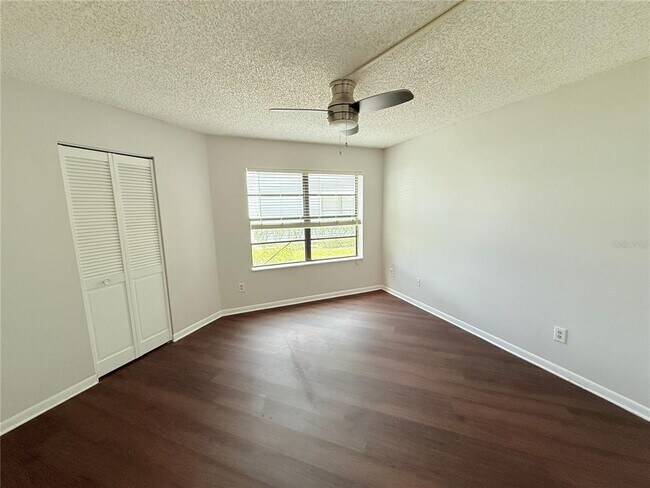 Building Photo - 3883 Atrium Dr