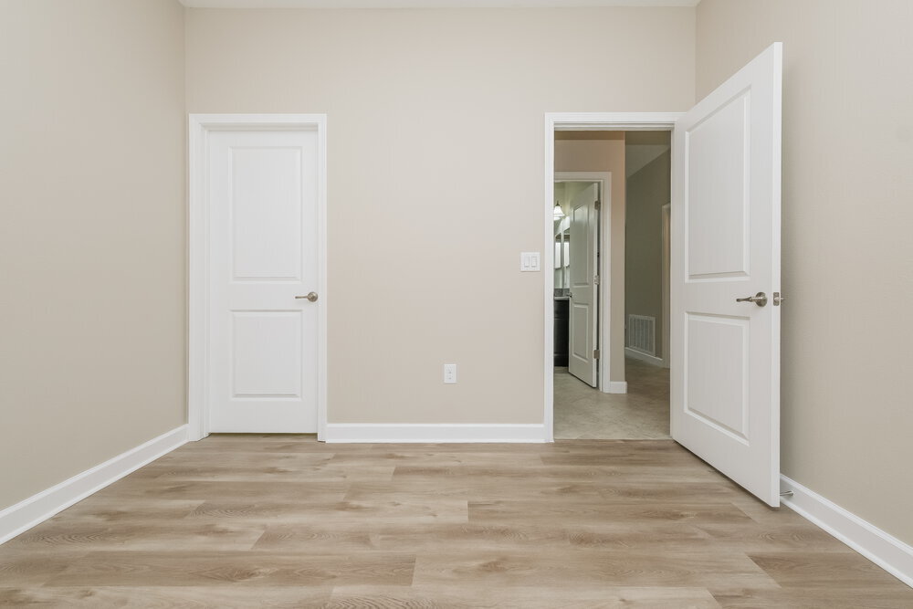 Building Photo - 14279 Blue Dasher Dr