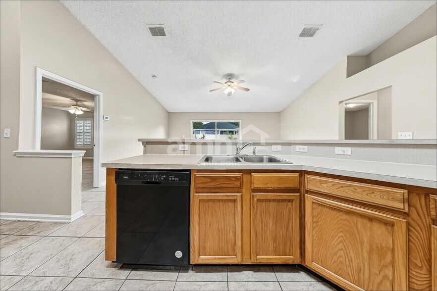 Building Photo - 2720 Cold Creek Blvd