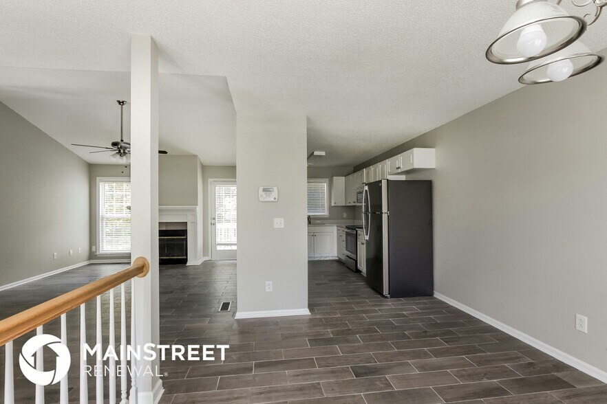 Building Photo - 310 Braeburn Dr
