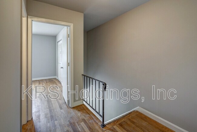 Building Photo - 5244 Goolsby Ct