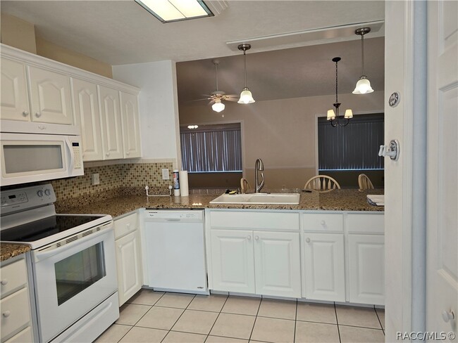 Building Photo - 2280 N Hardee Point