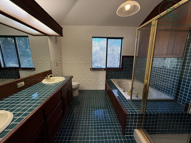 Building Photo - Private Three Bed Carmel Valley Oasis Along the River