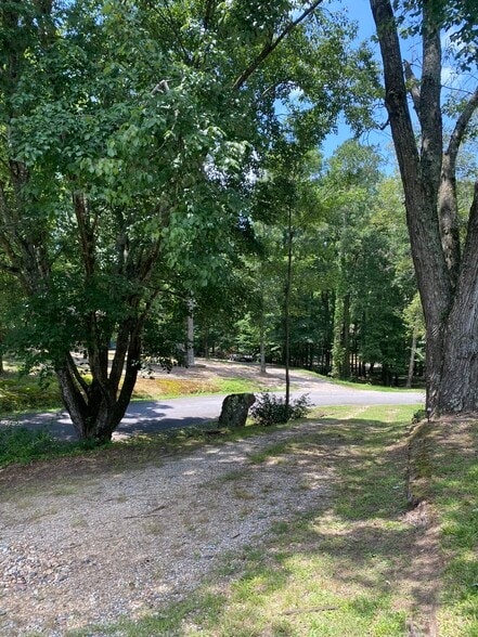 Building Photo - 2632 Ouachita Cir