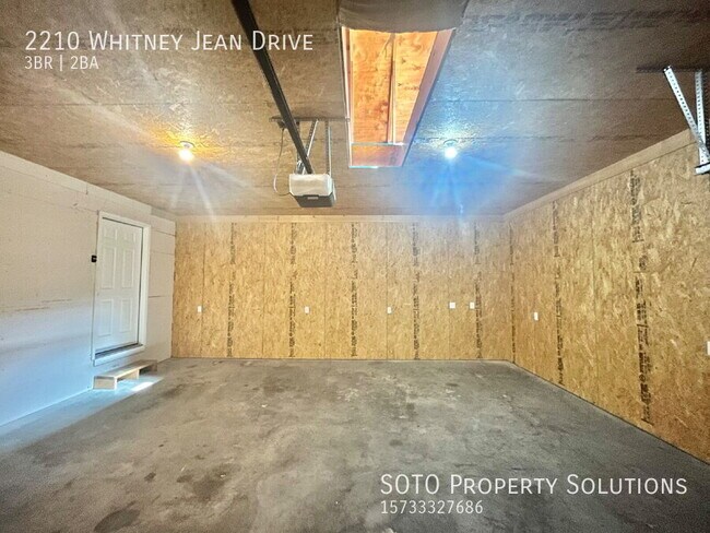 Building Photo - 2210 Whitney Jean Dr