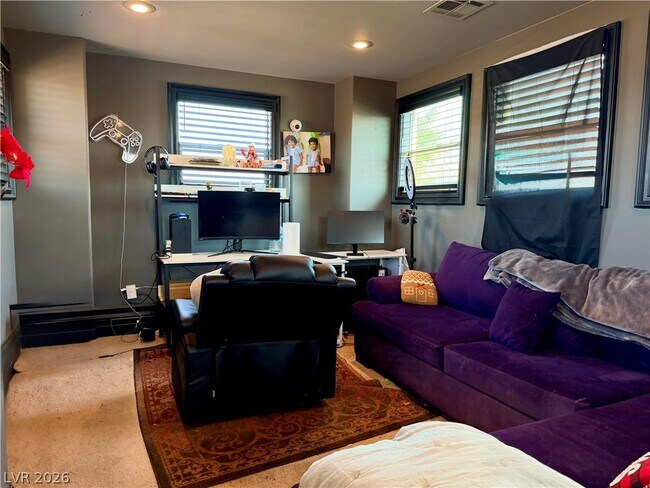 Building Photo - 488 Via Palermo Dr